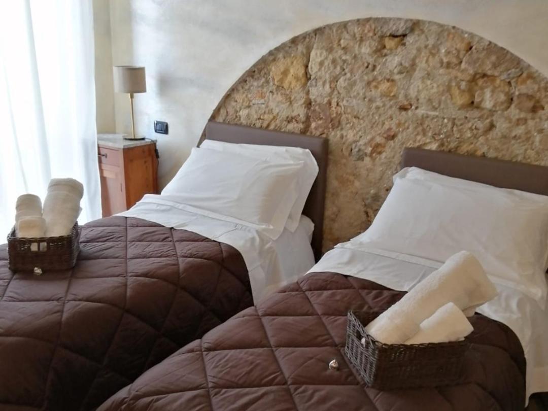 Bed and Breakfast Lo Scoglio Dei Volsci Неттуно Экстерьер фото